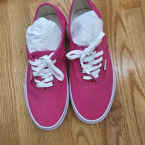 Shoes - Picture 2 of 5